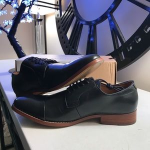 Tinted blue. Classy oxfords